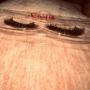 Lashes